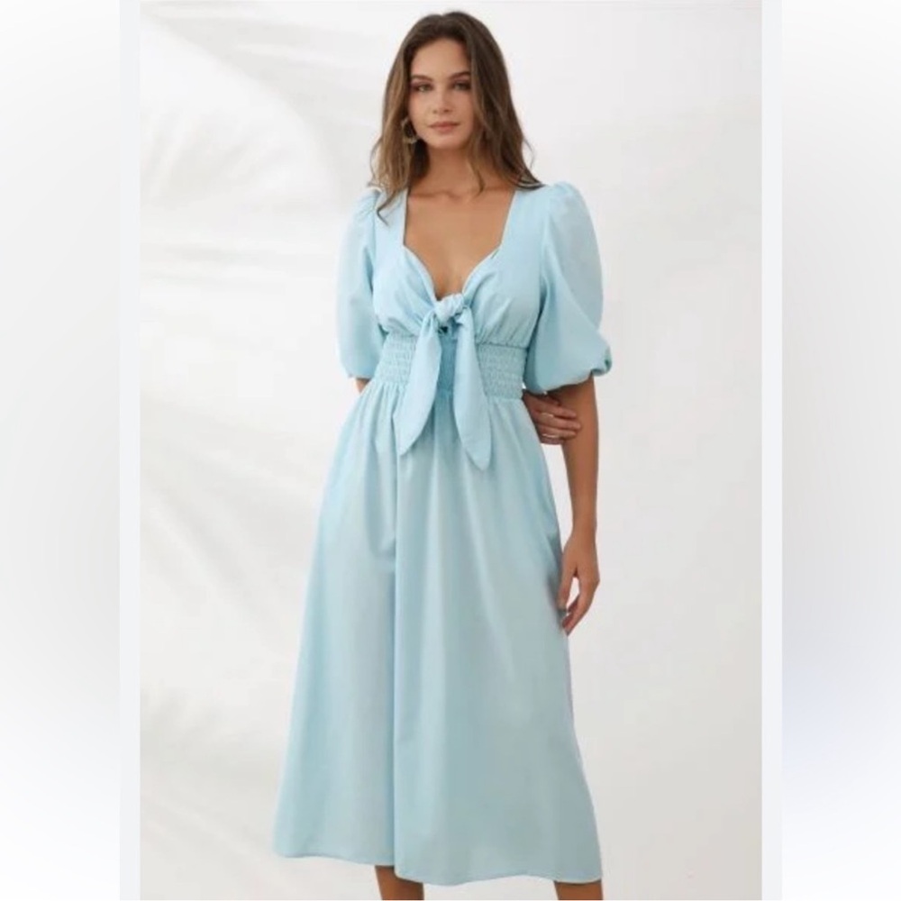Elegant Blue Midi Dress